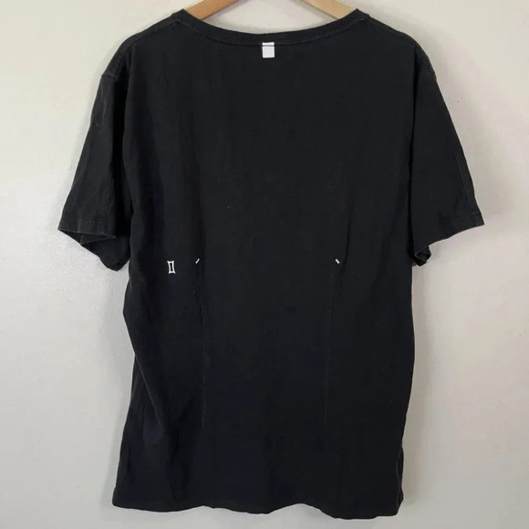 Kit &  Ace Vneck Short Sleeve Essential Black Tee - Picture 11 of 12